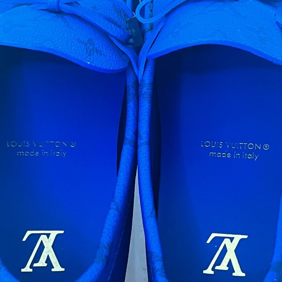 Louis Vuitton Blue Monogram Driver Moccasins – 1AAQ02 – Excellent Condition - Picture 1 of 1